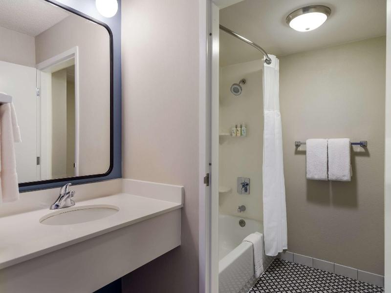 Sonesta Select San Francisco Airport Oyster Point image