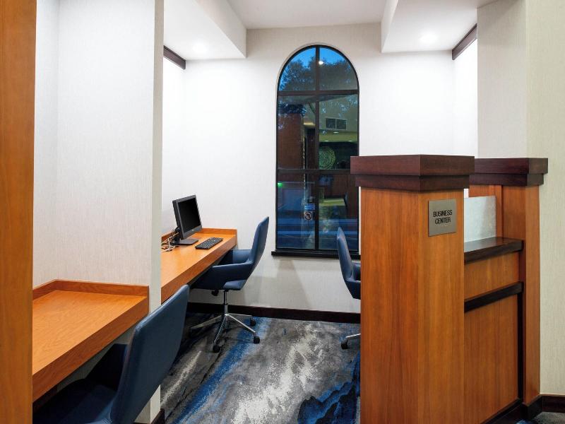 Fairfield Inn & Suites Santa Cruz - Capitola image
