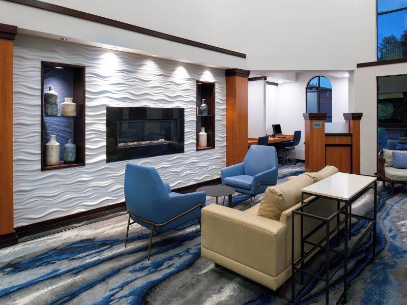Fairfield Inn & Suites Santa Cruz - Capitola image