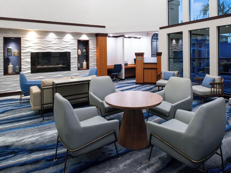 Fairfield Inn & Suites Santa Cruz - Capitola image