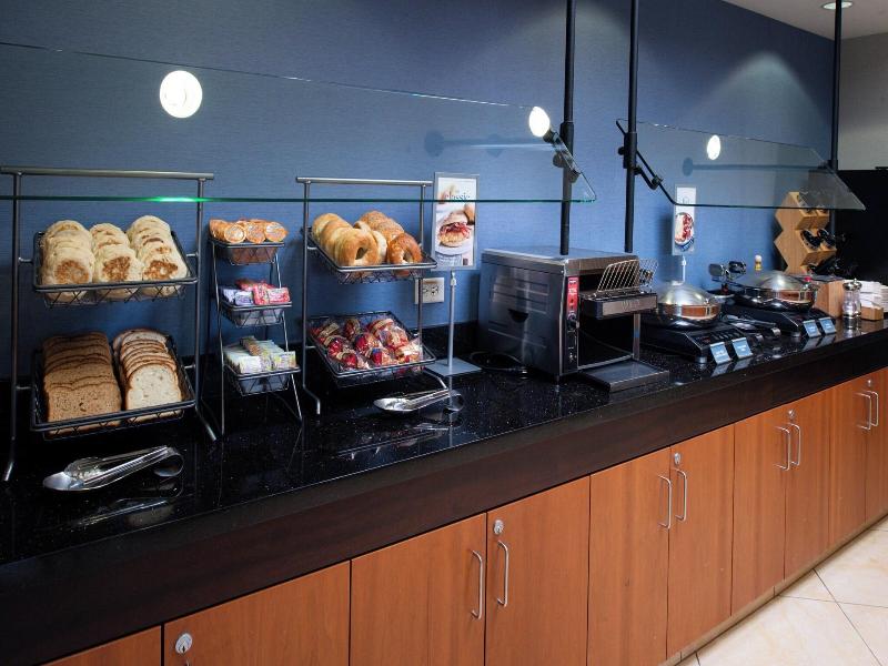 Fairfield Inn & Suites Santa Cruz - Capitola image