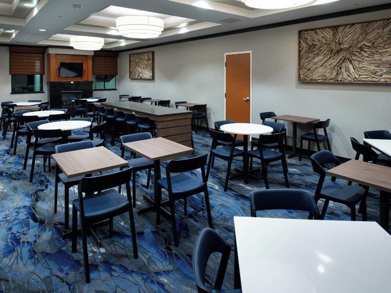 Fairfield Inn & Suites Santa Cruz - Capitola image