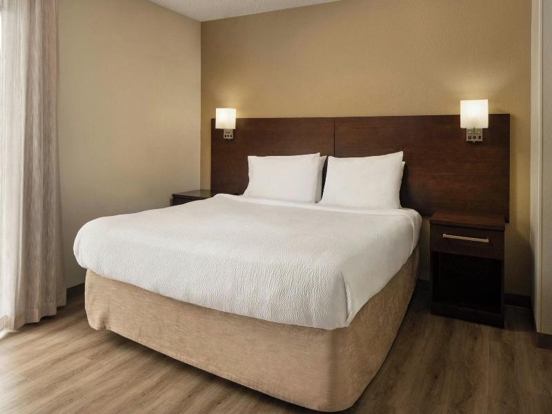 Residence Inn Anaheim Placentia/Fullerton image