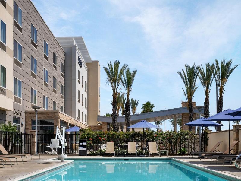 Fairfield Inn & Suites Tustin Orange County image