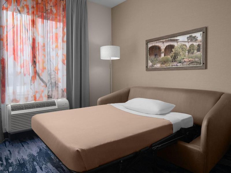 Fairfield Inn & Suites Tustin Orange County image