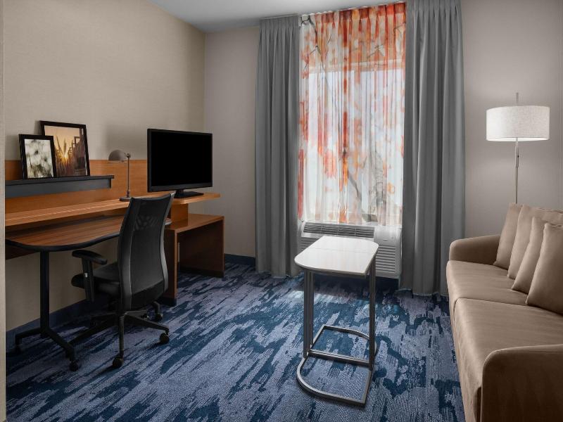 Fairfield Inn & Suites Tustin Orange County image