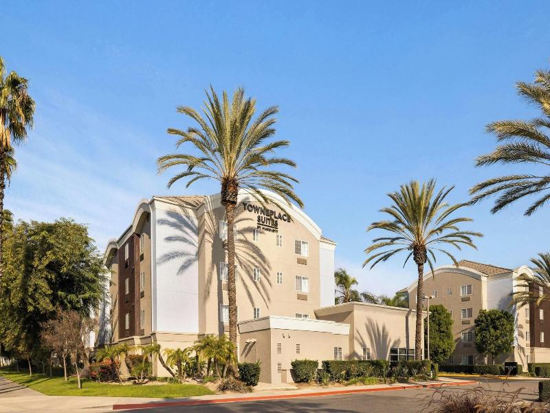 Towneplace Suites Anaheim Maingate Angel Stadium image