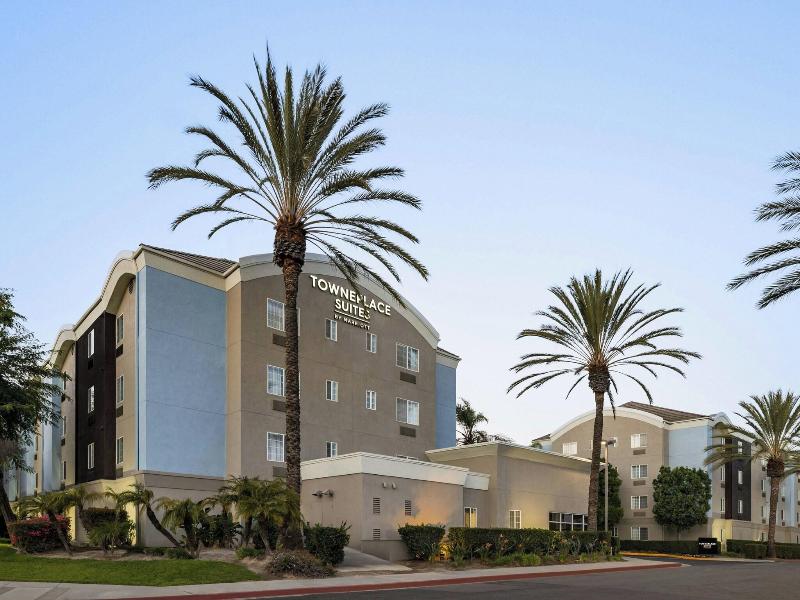 Towneplace Suites Anaheim Maingate Angel Stadium image