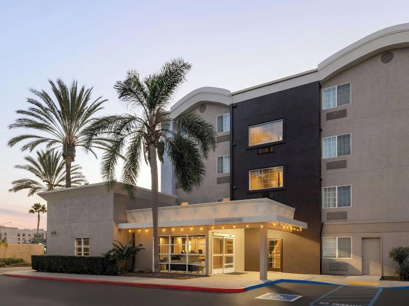 Towneplace Suites Anaheim Maingate Angel Stadium image