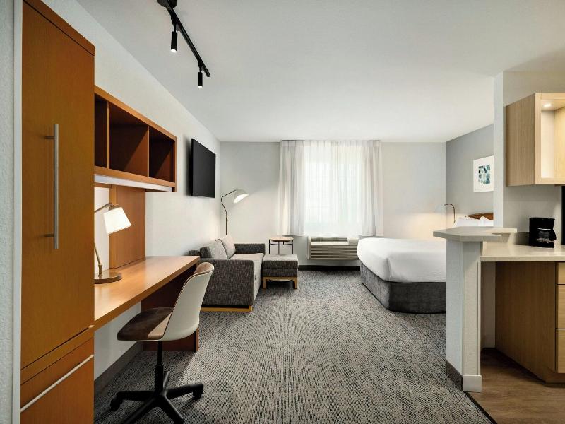 Towneplace Suites Anaheim Maingate Angel Stadium image