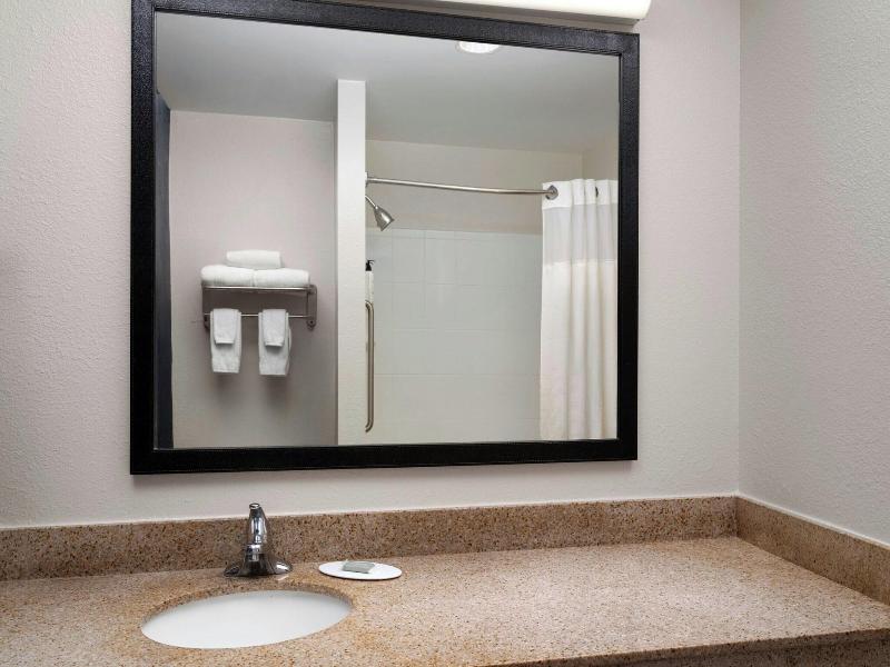 Fairfield Inn & Suites Tifton image