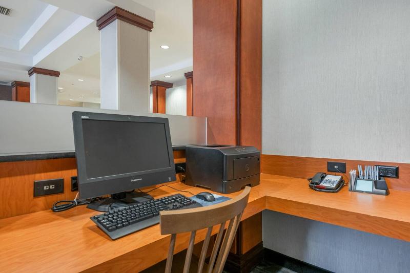 Fairfield Inn & Suites Holiday Tarpon Springs image