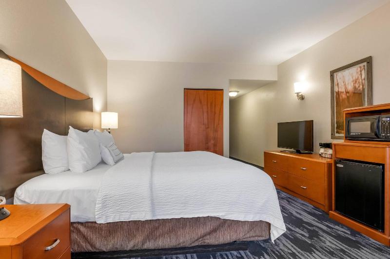 Fairfield Inn & Suites Holiday Tarpon Springs image
