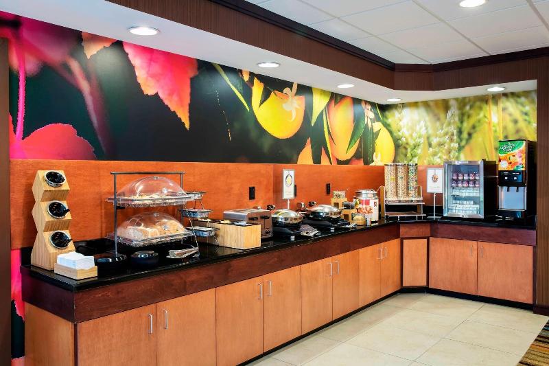 Fairfield Inn & Suites Lakeland Plant City image
