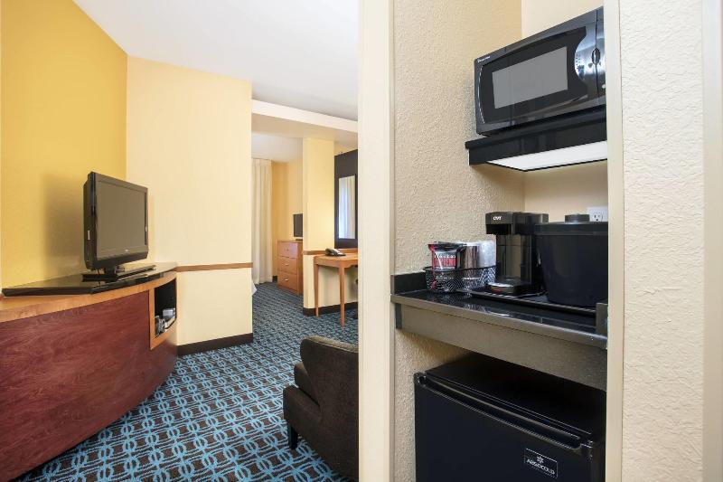 Fairfield Inn & Suites Lakeland Plant City image