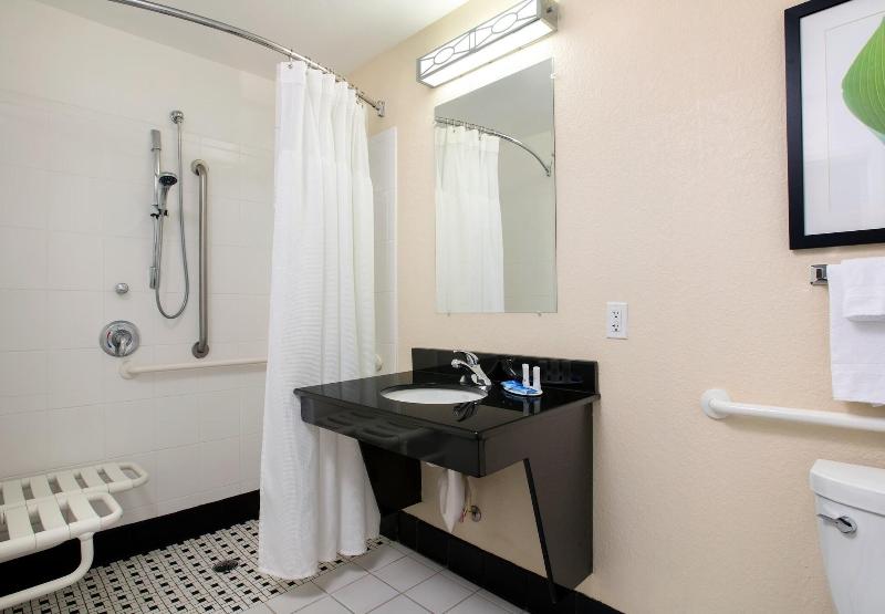 Fairfield Inn & Suites Lakeland Plant City image