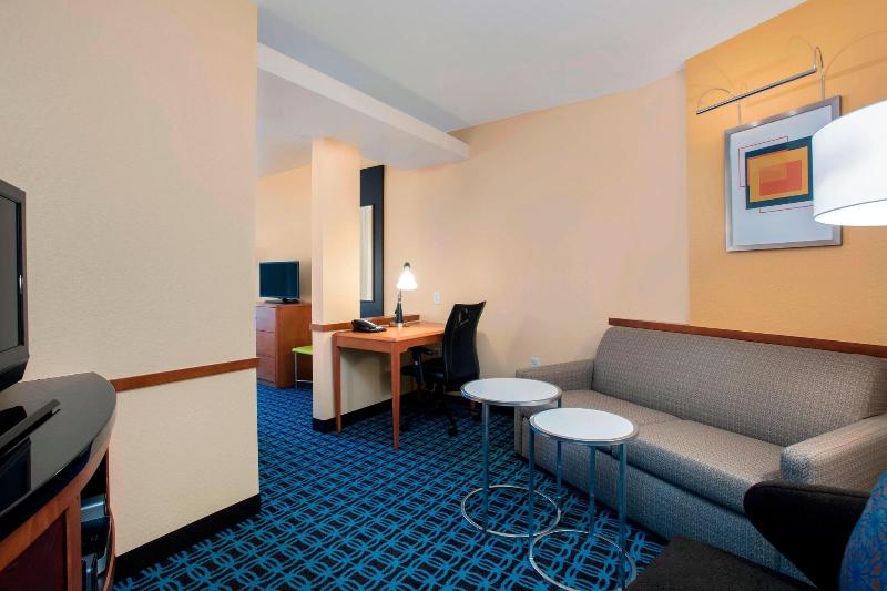 Fairfield Inn & Suites Lakeland Plant City image