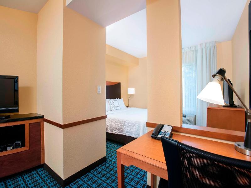 Fairfield Inn & Suites Lakeland Plant City image