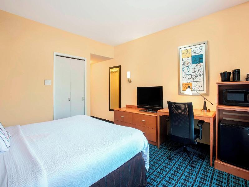 Fairfield Inn & Suites Lakeland Plant City image