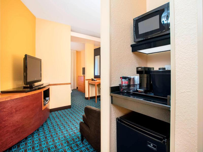 Fairfield Inn & Suites Lakeland Plant City image
