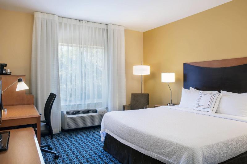 Fairfield Inn & Suites Lakeland Plant City image