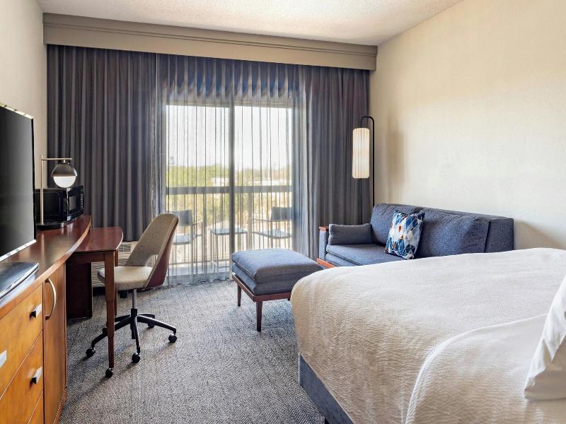 Courtyard Tampa Westshore/Airport image