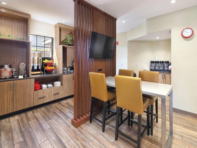 Towneplace Suites Tucson image