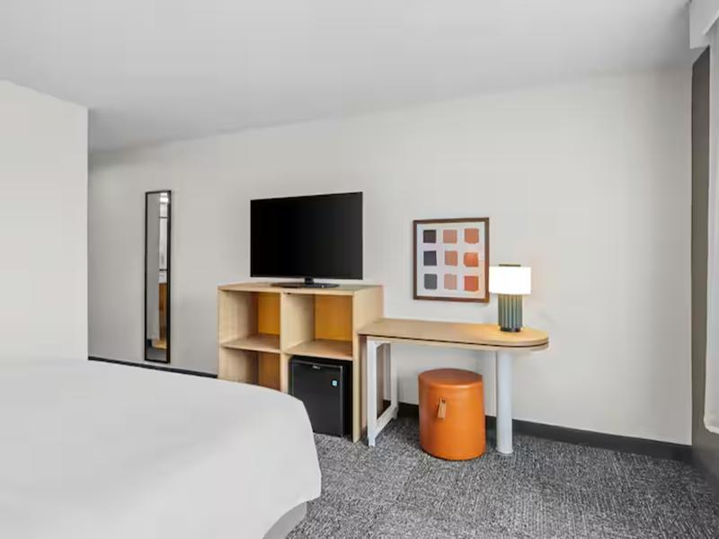 Spark by Hilton Traverse City photo 4