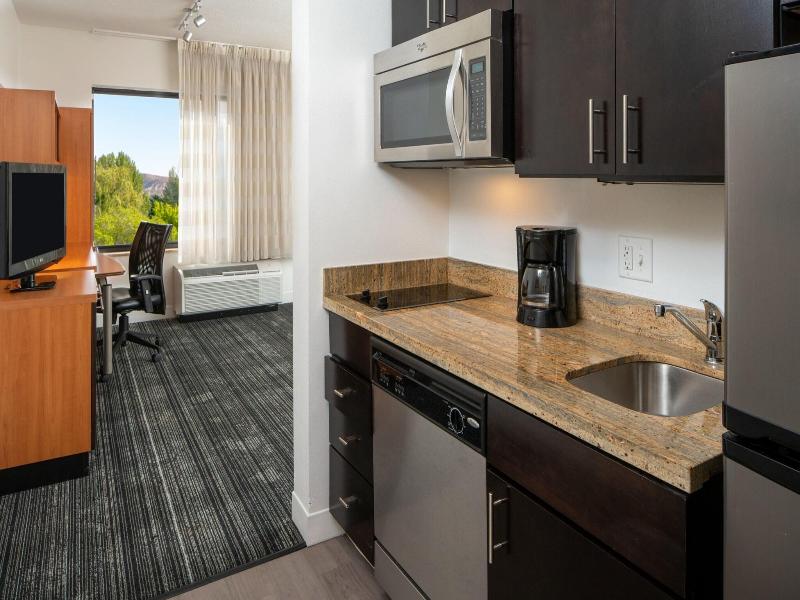 Towneplace Suites Vernal image