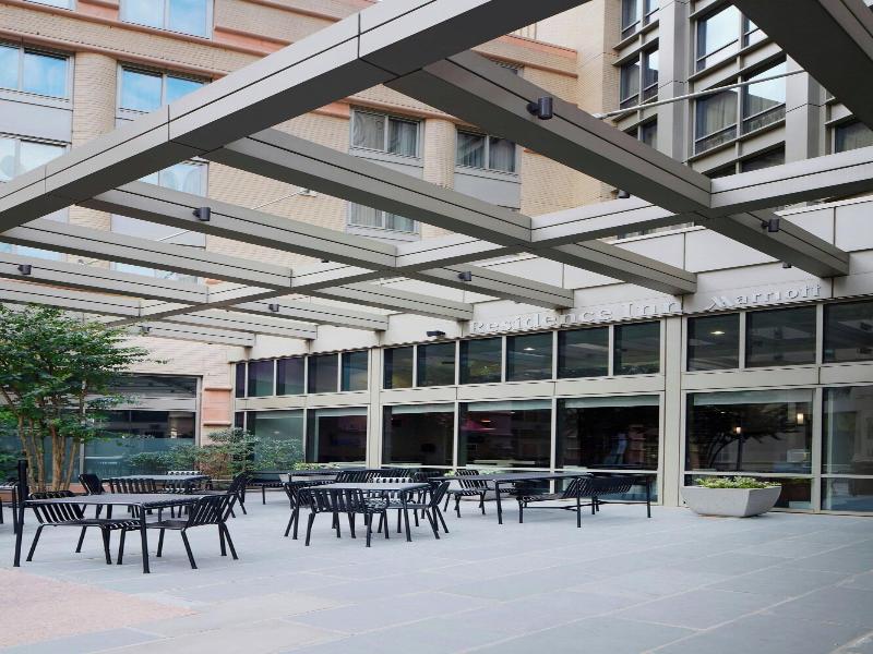 Residence Inn Arlington Courthouse image
