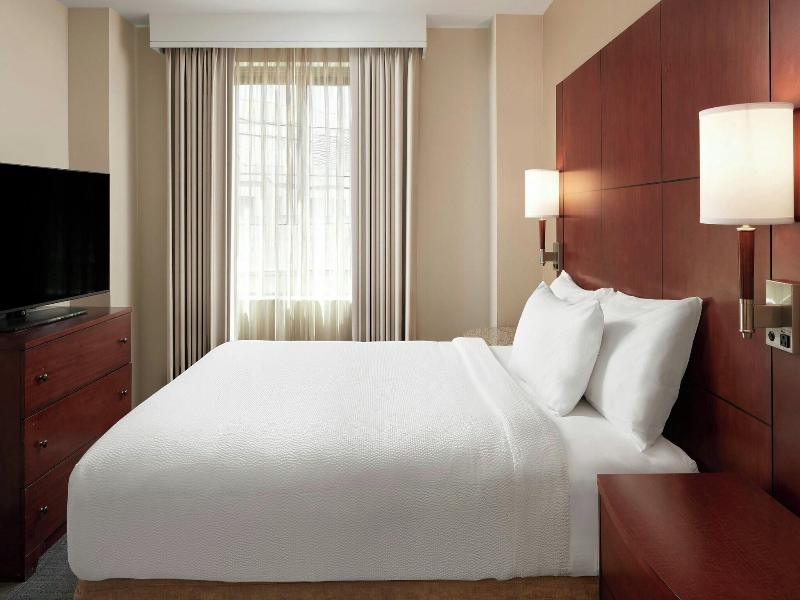 Residence Inn Arlington Courthouse image