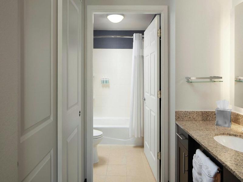 Residence Inn Arlington Courthouse image
