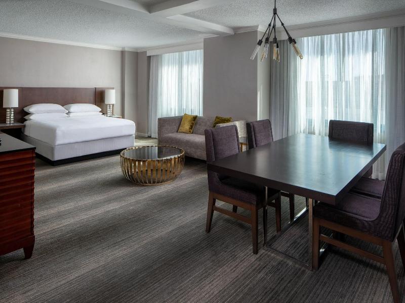 Falls Church Marriott Fairview Park image