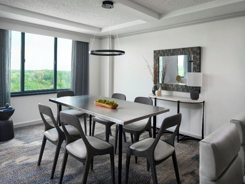 Falls Church Marriott Fairview Park image