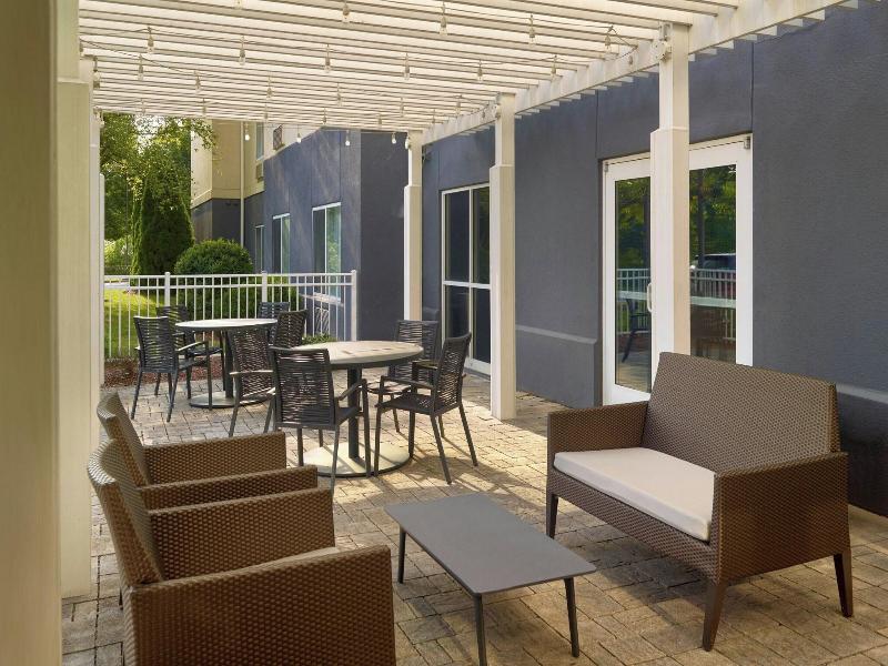Fairfield Inn & Suites Frederick image
