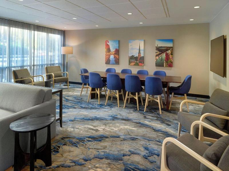 Fairfield Inn & Suites Frederick image