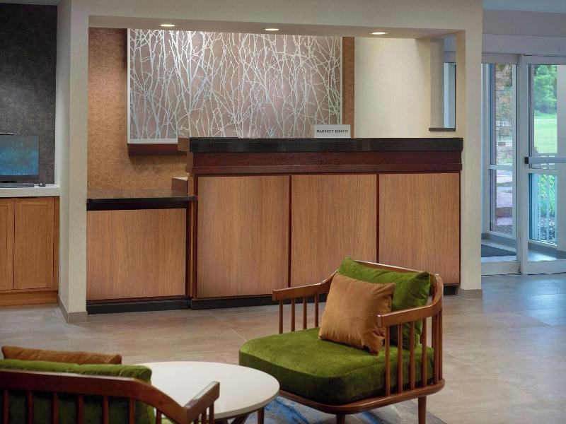 Fairfield Inn & Suites Frederick image