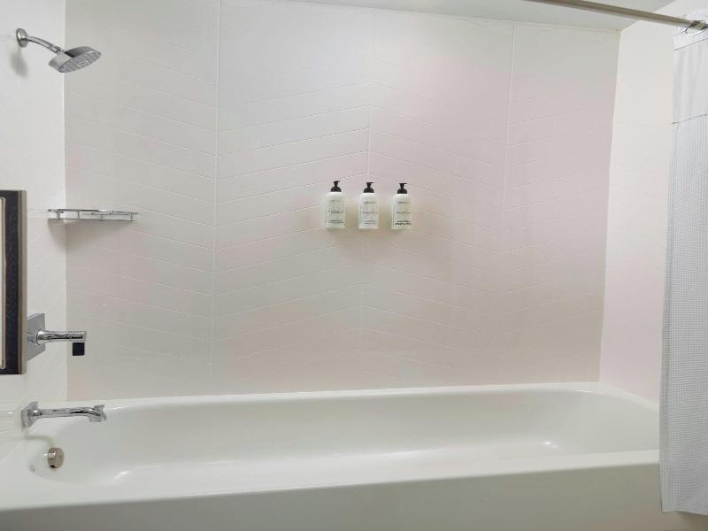 Fairfield Inn & Suites Frederick image
