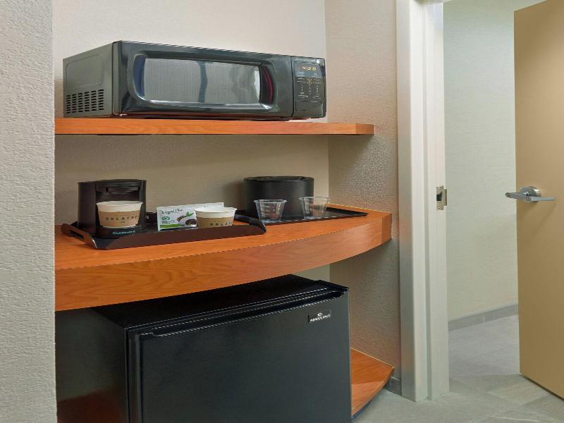 Fairfield Inn & Suites Frederick image