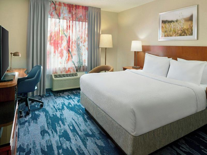 Fairfield Inn & Suites Frederick image
