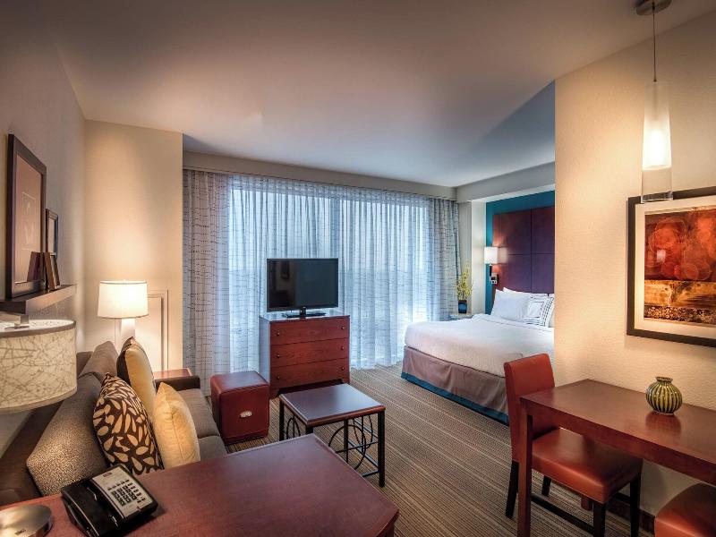 Residence Inn Arlington Ballston image