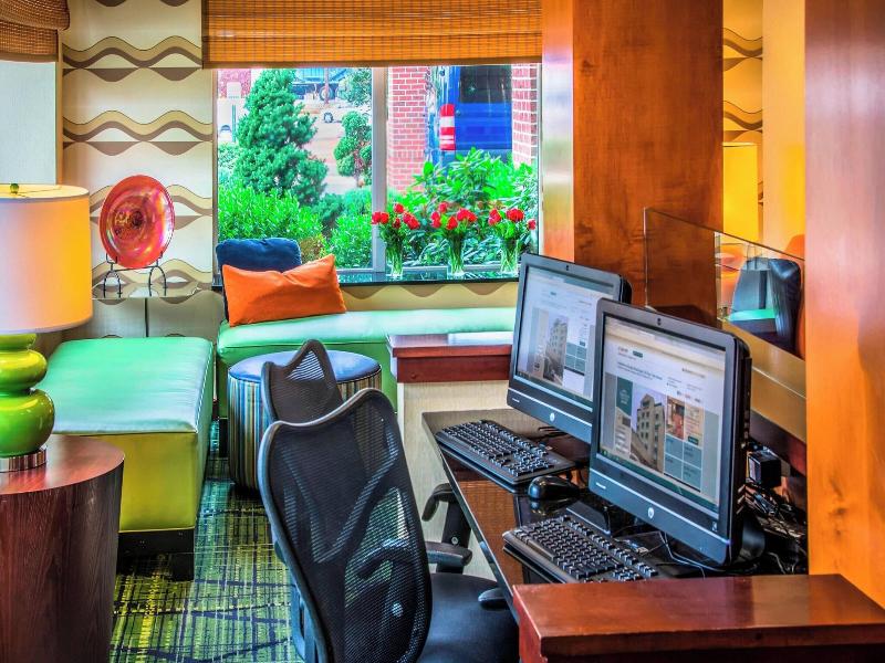 Fairfield Inn & Suites Washington, Dc/New York Av. image