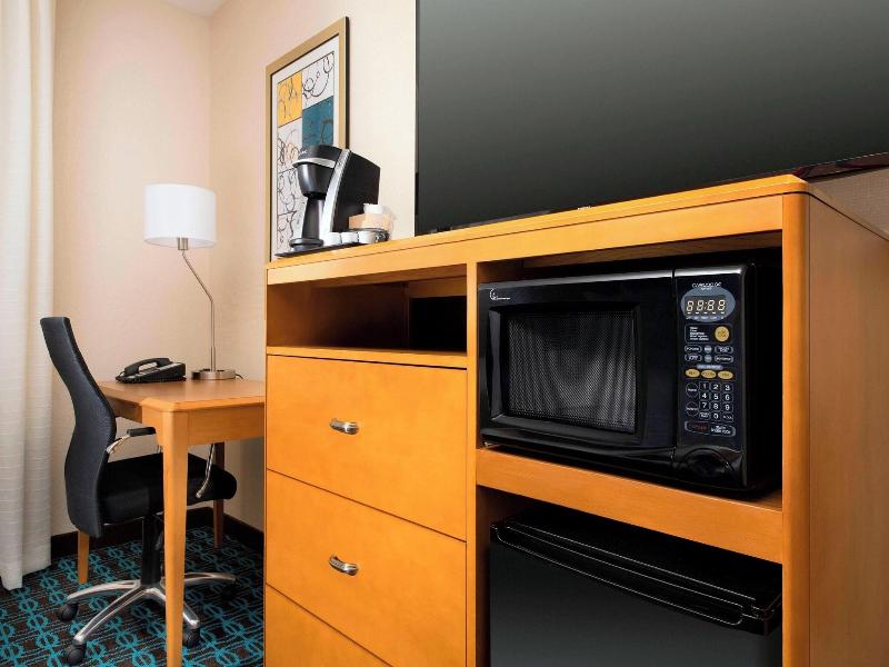Fairfield Inn & Suites Washington, Dc/New York Av. image