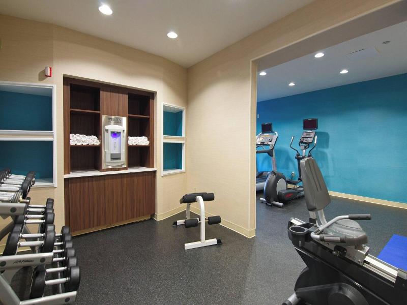 Fairfield Inn & Suites Potomac Mills Woodbridge image