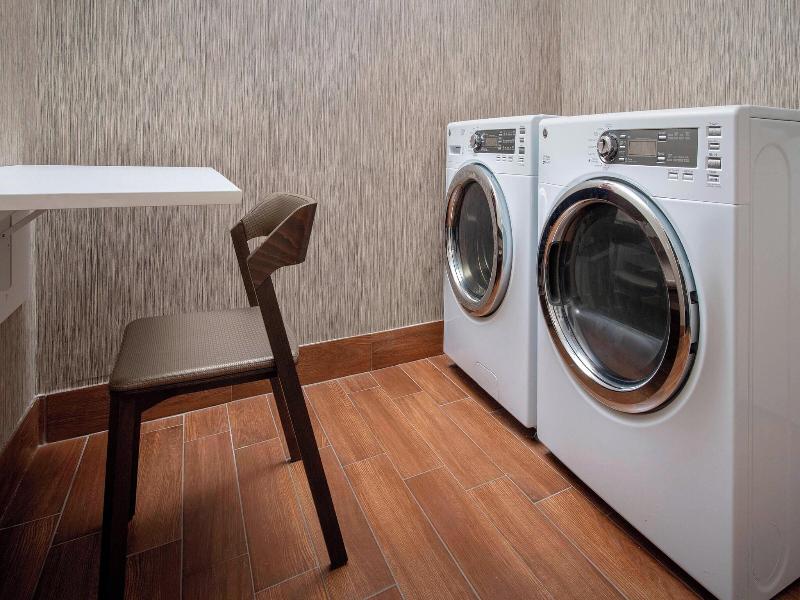 SpringHill Suites Potomac Mills Woodbridge image