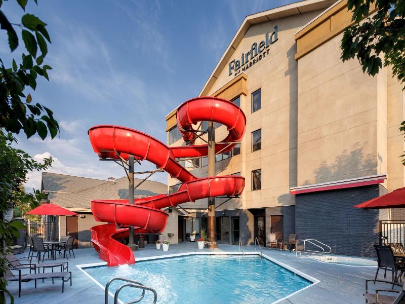 Fairfield Inn & Suites Kelowna