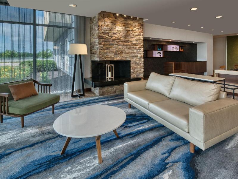 Fairfield Inn & Suites Moncton image