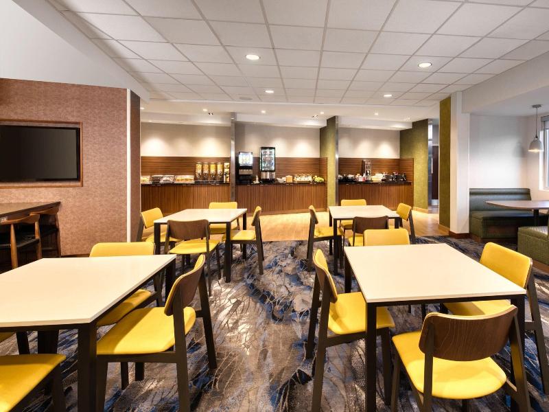 Fairfield Inn & Suites Moncton image