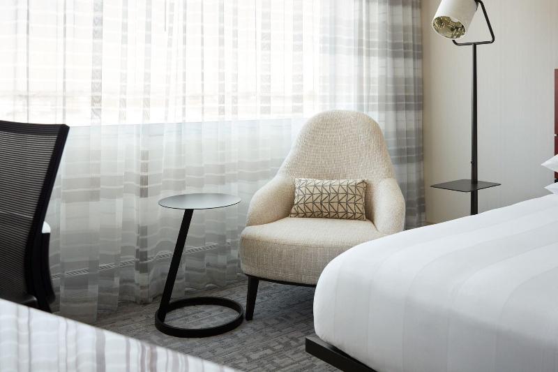Montreal Airport Marriott In-Terminal Hotel image