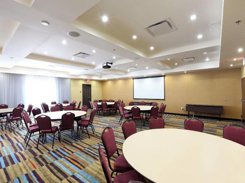 Fairfield Inn & Suites Vernon